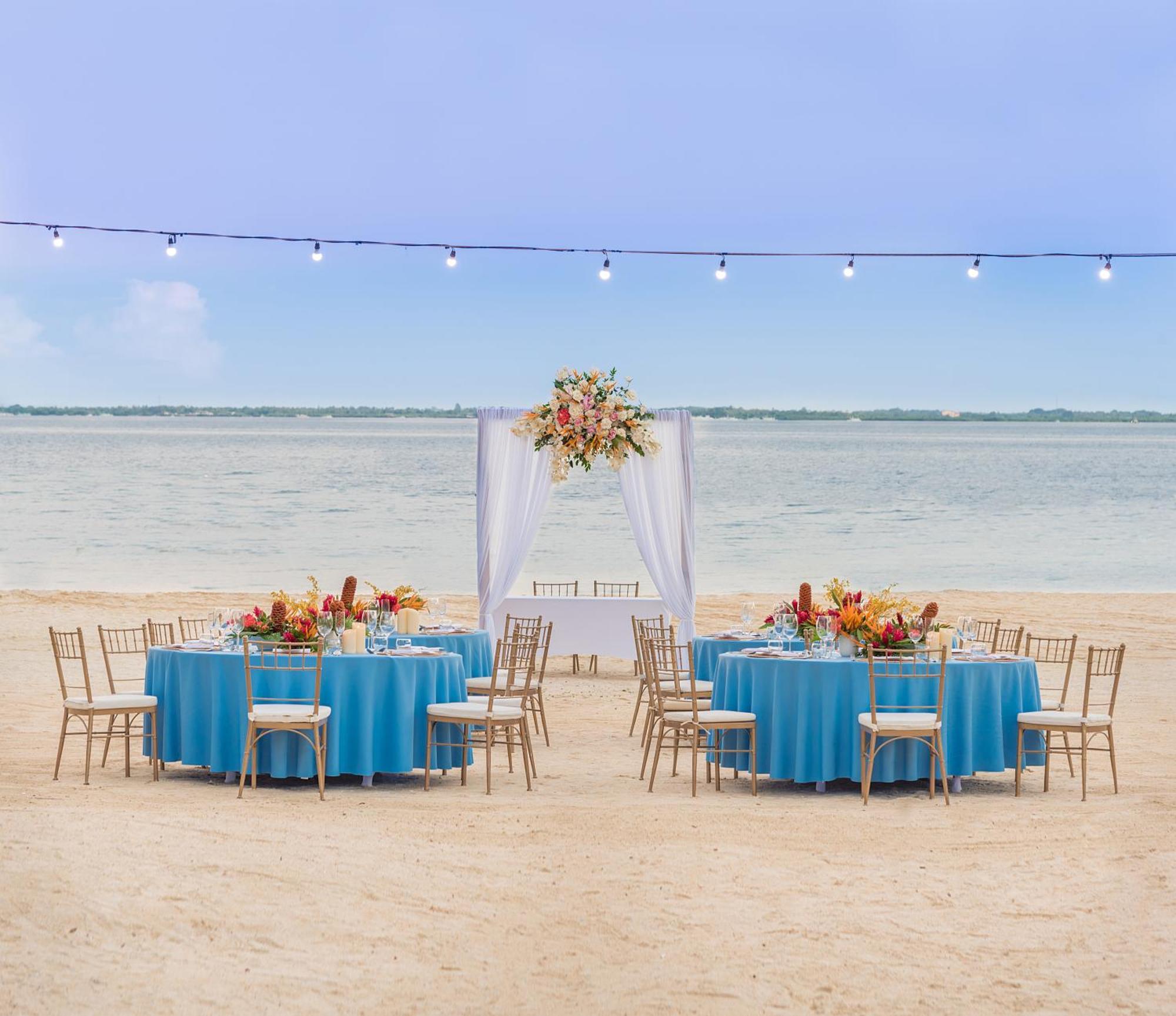 Crimson Resort And Spa - Mactan Island, Cebu Lapu-Lapu City Bagian luar foto
